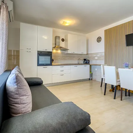 Edita By Interhome