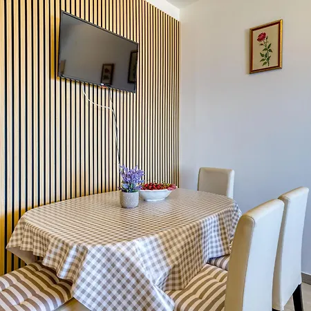 Edita By Interhome Apartman Lovran