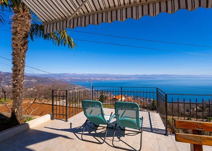 Apartman Edita By Interhome Lovran